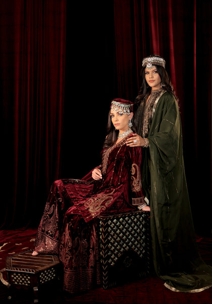 NIRA इश्क़